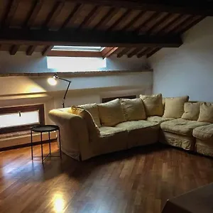 https://attico-baggio.hotelinveneto.com