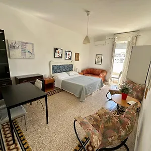 Via Trevisani Apartamento Bari